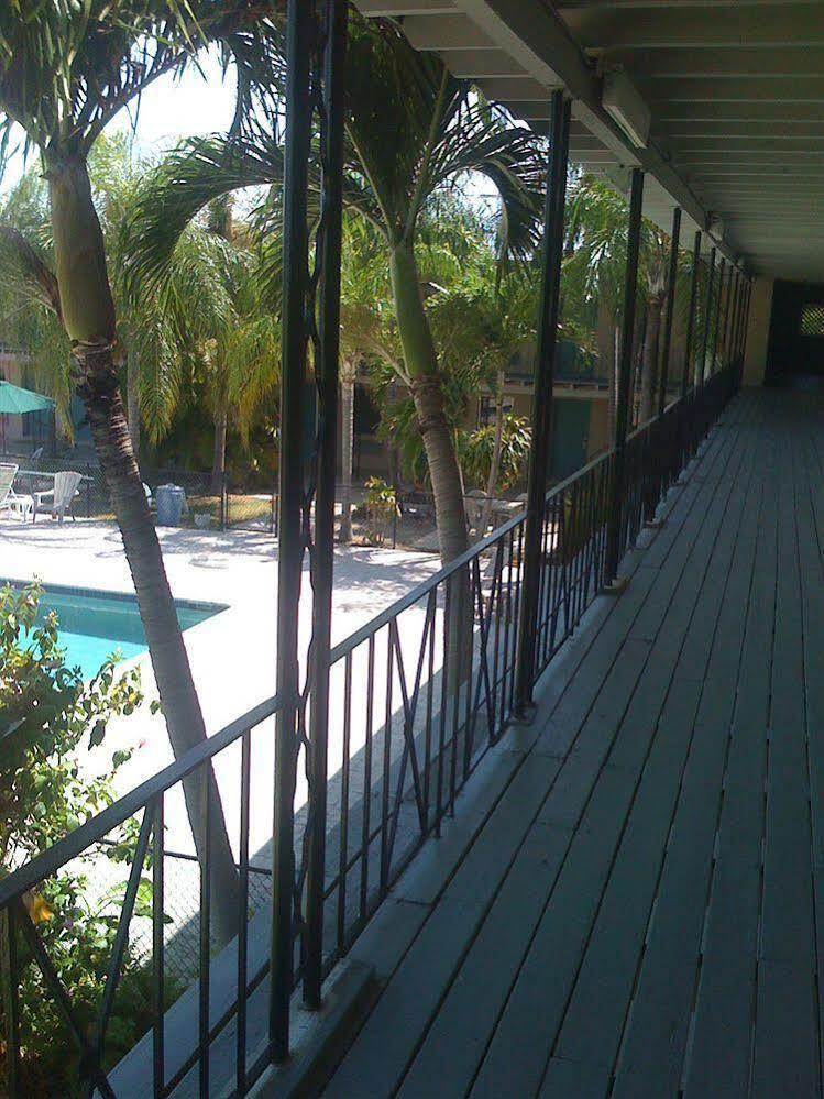 Key Largo Inn Kültér fotó